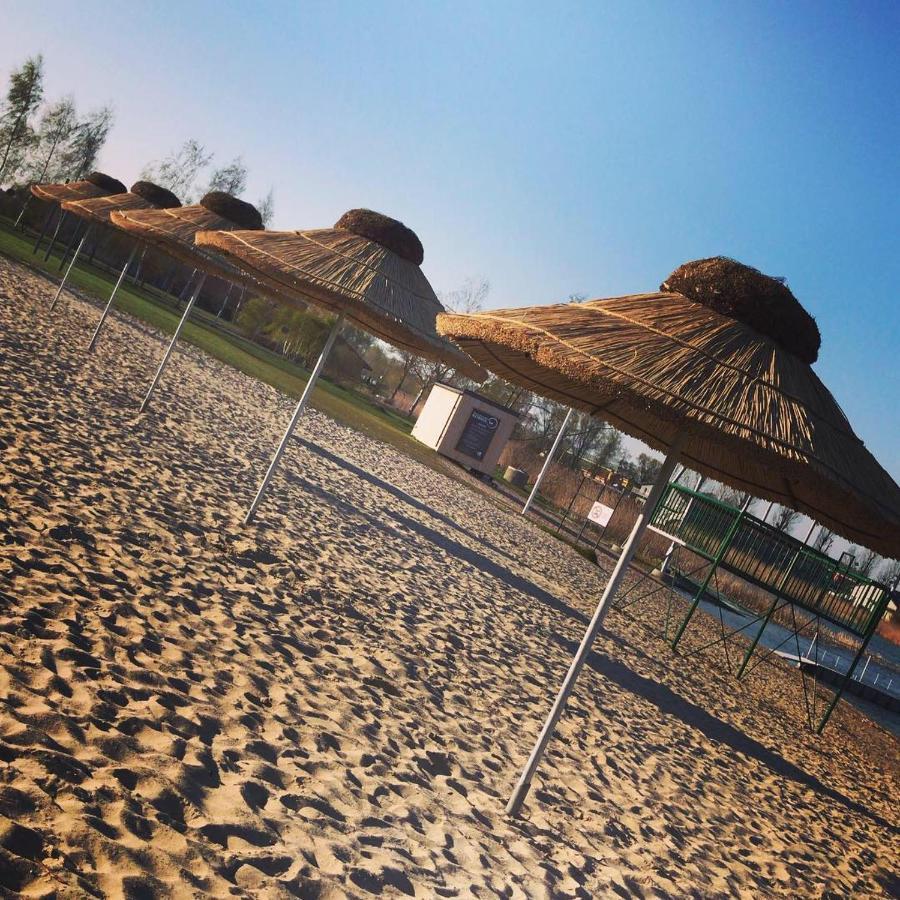 Camping Oaza Błonie Kórnik Domki Standard Plus - 3 pokoje Zewnętrze zdjęcie