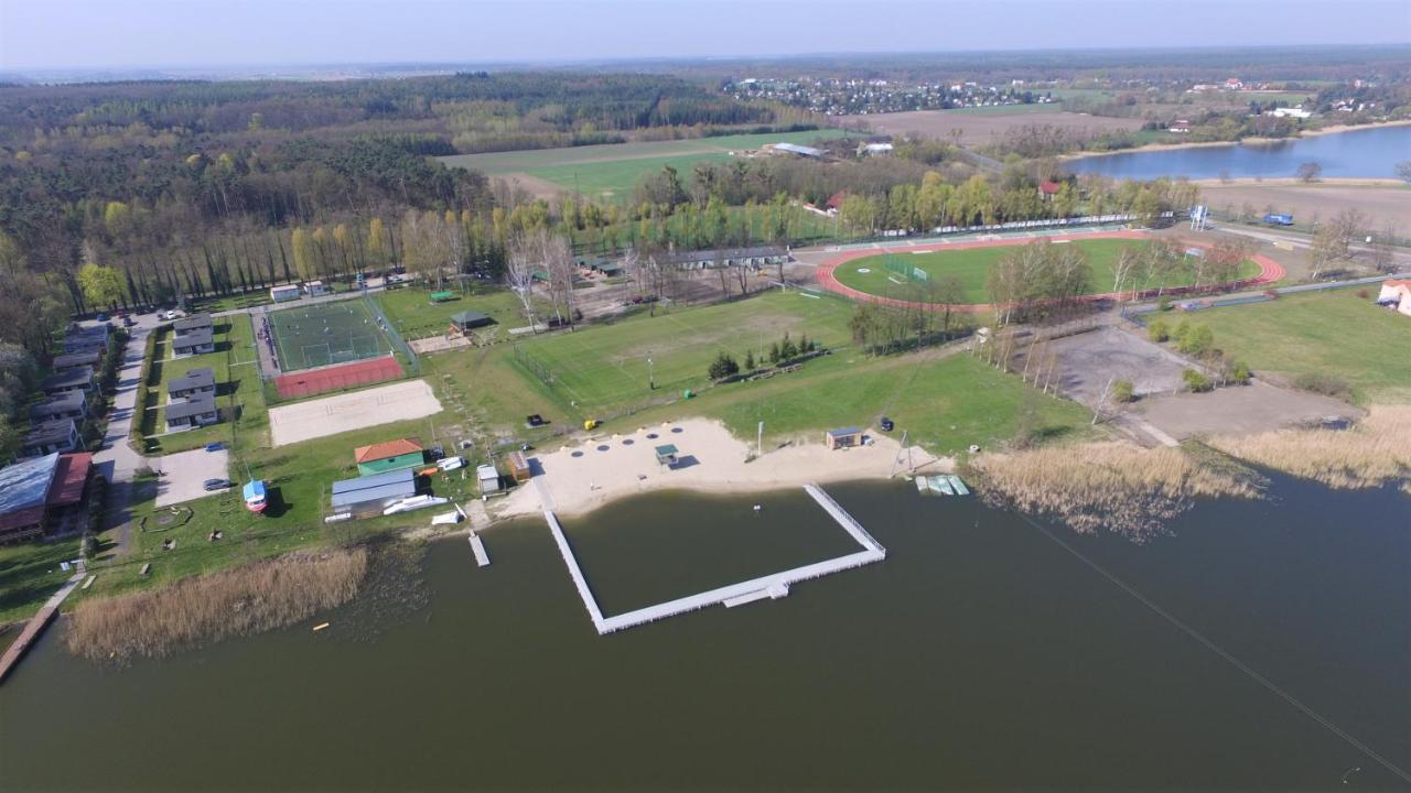 Camping Oaza Błonie Kórnik Domki Standard Plus - 3 pokoje Zewnętrze zdjęcie